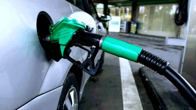 Labour calls for mass rejection as FG increases petrol price to N185/ltr