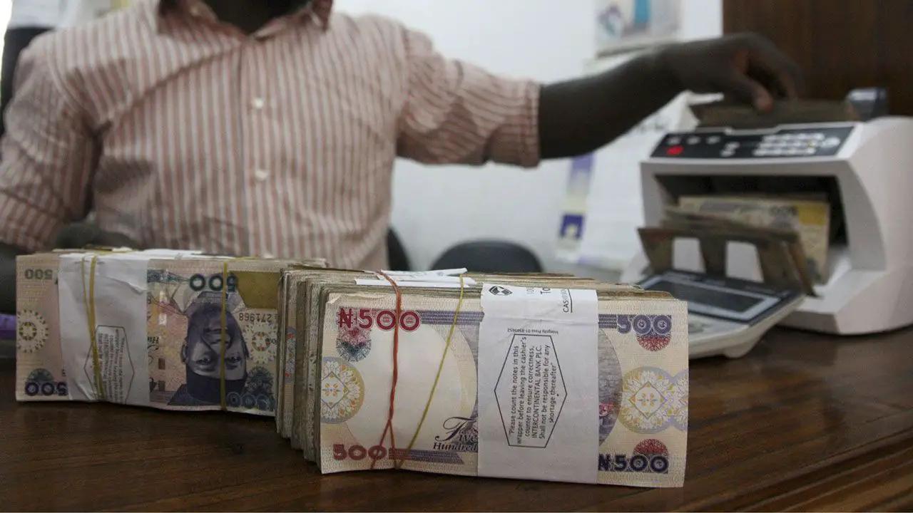 Cbn Denies Rumours President Buhari Has Ordered The Recirculation Of Old N500 And N1000 Notes