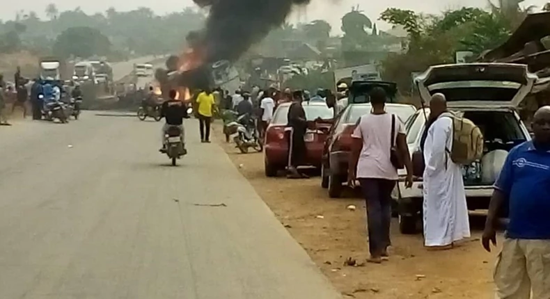 Tanker crashes, explodes on Lagos-Ibadan expressway