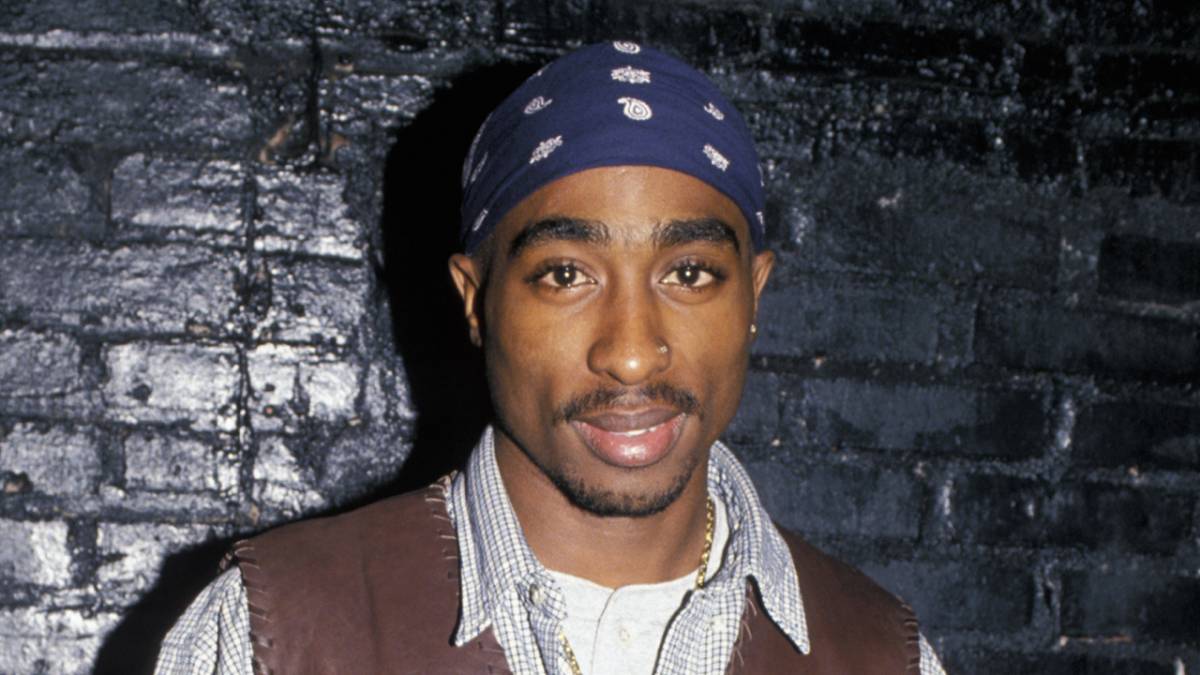 Tupac Shakur: Police search house over 1996 killing