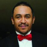 “Marry women who earn higher than you” – Daddy Freeze updates men