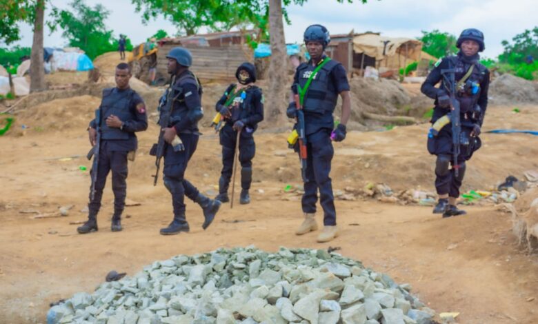 Federal Government Shuts Down Illegal Gold Mine Site, Arrests Seven Suspects