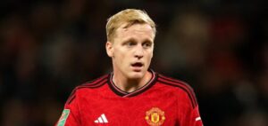 Van De Beek Confirms Manchester United Exit