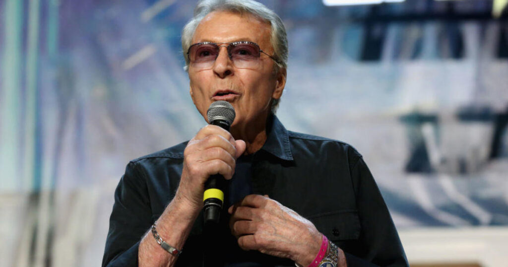 James Darren, ‘Gidget’ Teen Idol, Singer, and Director, Dies at 88