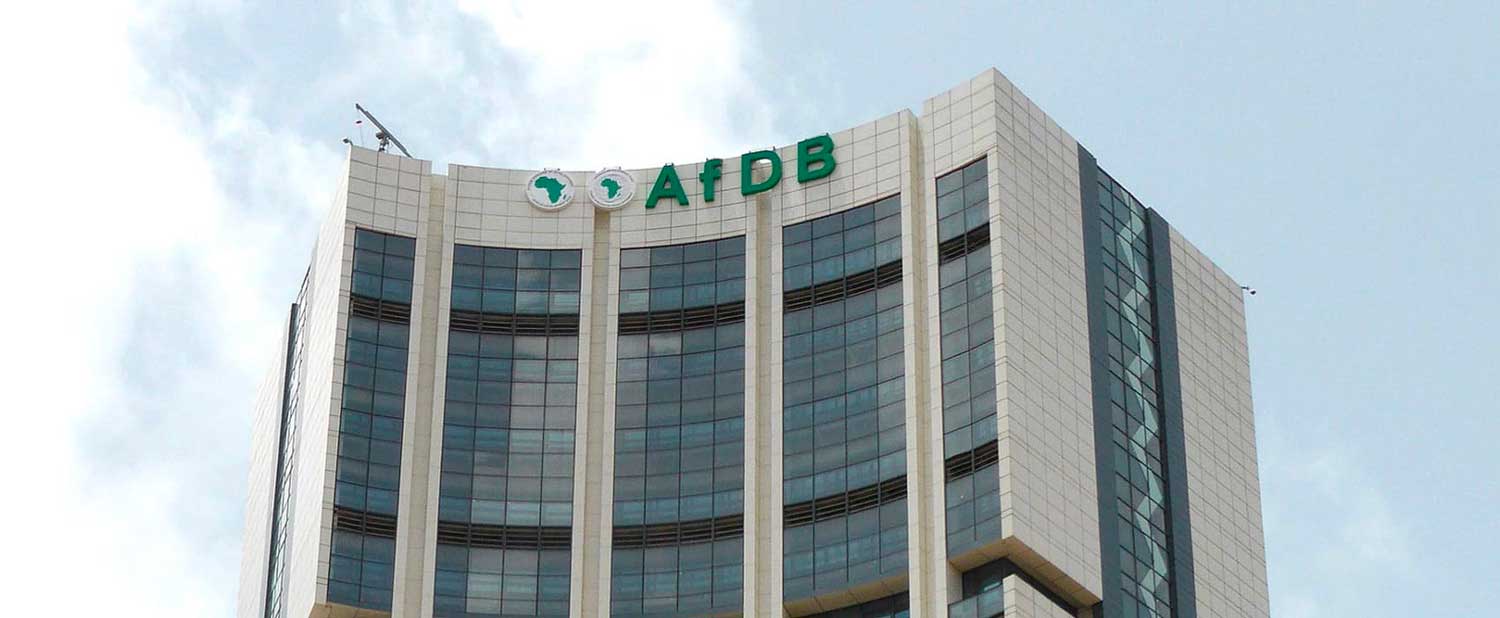 The US and AfDB agree to spend $700k to create a credit rating system for African markets.