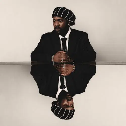 Tay Iwar – Reflection Station